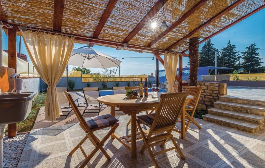 Holiday Home Sunce Dalmacije Mratovo Экстерьер фото